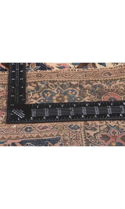 ​4 x 6 Antique Persian Sarouk Farahan Rug 78683