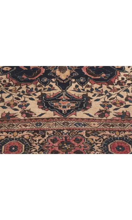 ​4 x 6 Antique Persian Sarouk Farahan Rug 78683