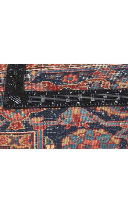 ​9 x 12 Antique Persian Serapi Rug 78709