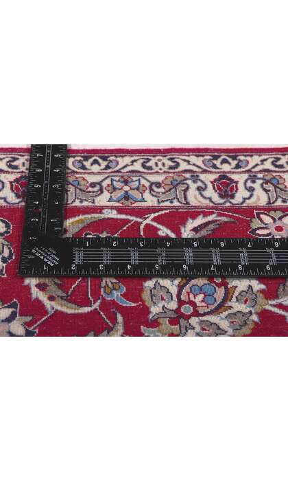 ​7 x 10 Vintage Persian Isfahan Rug 78670
