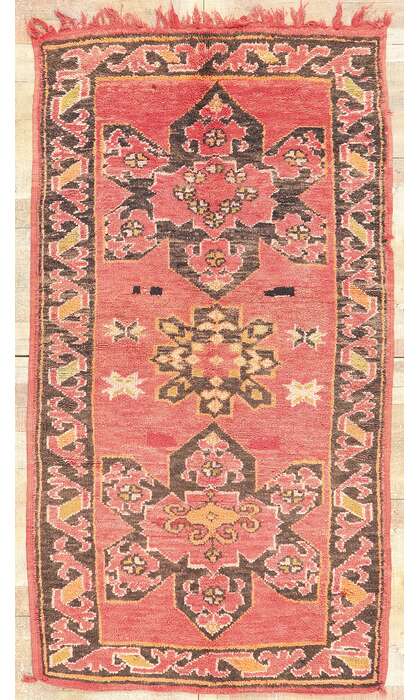 4 x 8 Vintage Red Taznakht Moroccan Rug 20948
