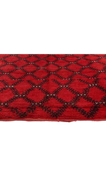 ​6 x 10 Vintage Red Beni Mrirt Moroccan Rug 21731