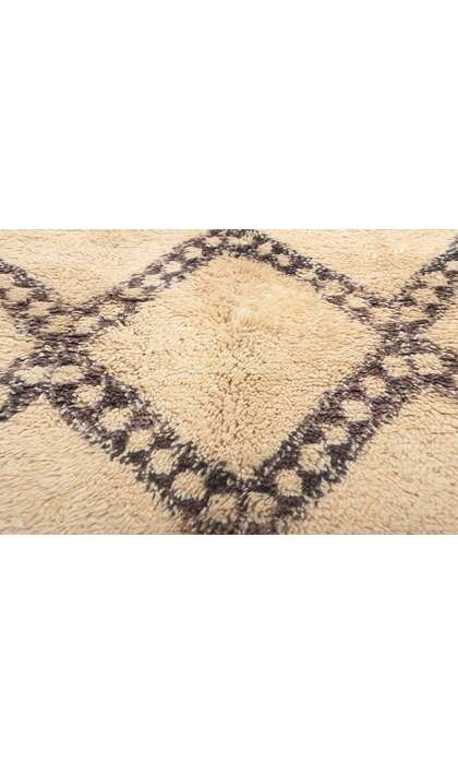 6 x 11 Vintage Moroccan Beni Ourain Rug 20771