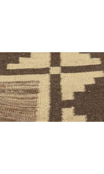 ​9 x 12 Southwest Modern Navajo-Style Rug 81033