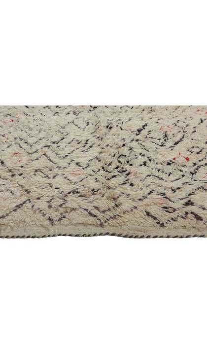 ​5 x 9 Vintage Neutral Moroccan Azilal Rug 21724
