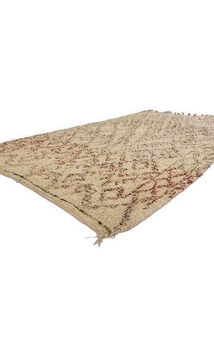 ​5 x 9 Vintage Neutral Beni MGuild Moroccan Rug 21750
