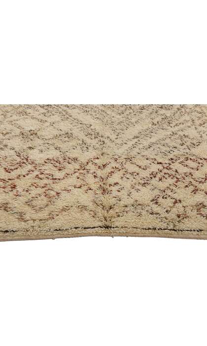 ​5 x 9 Vintage Neutral Beni MGuild Moroccan Rug 21750