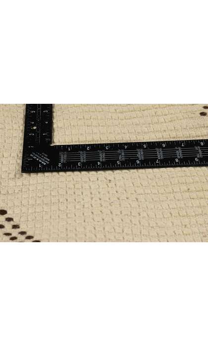 ​6 x 7 Vintage Neutral Moroccan Beni Ourain Rug 21748