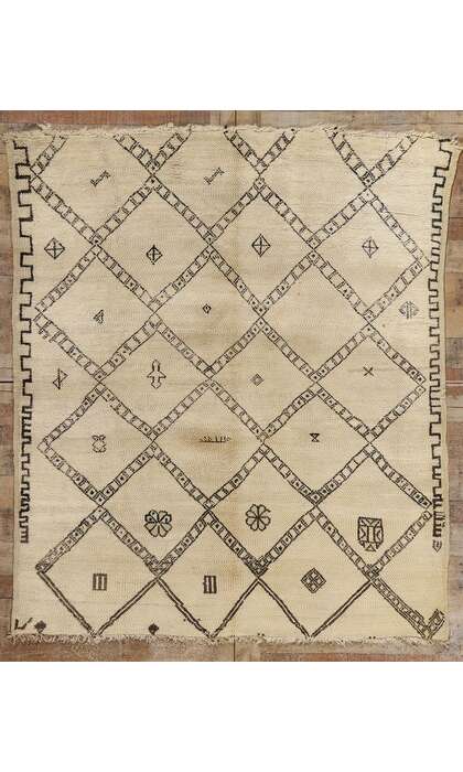 ​6 x 7 Vintage Moroccan Beni Ourain Rug 21765