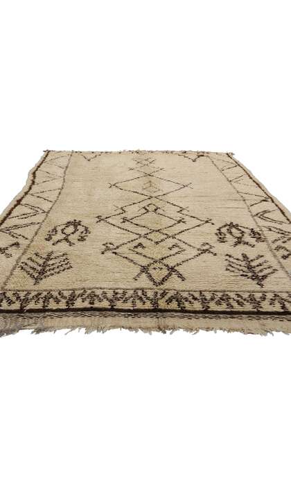 ​5 x 8 Neutral Vintage Moroccan Azilal Rug 21752