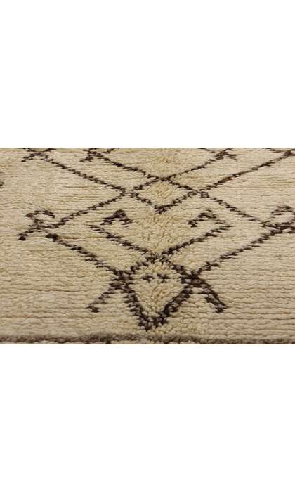 ​5 x 8 Neutral Vintage Moroccan Azilal Rug 21752