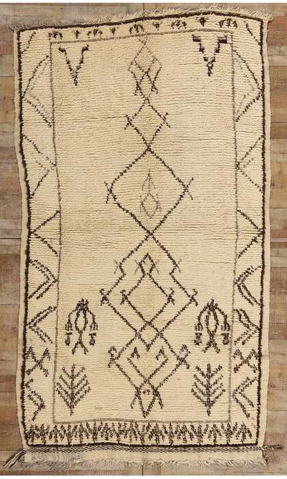 ​5 x 8 Neutral Vintage Moroccan Azilal Rug 21752