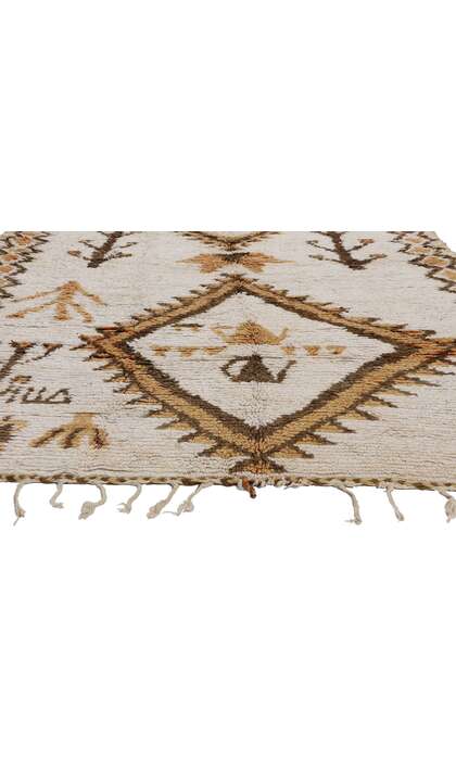 6 x 10 Vintage Neutral Moroccan Azilal Rug 21822