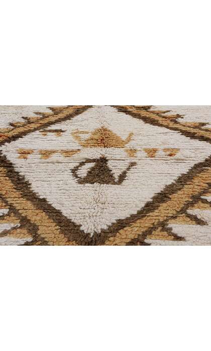 6 x 10 Vintage Neutral Moroccan Azilal Rug 21822