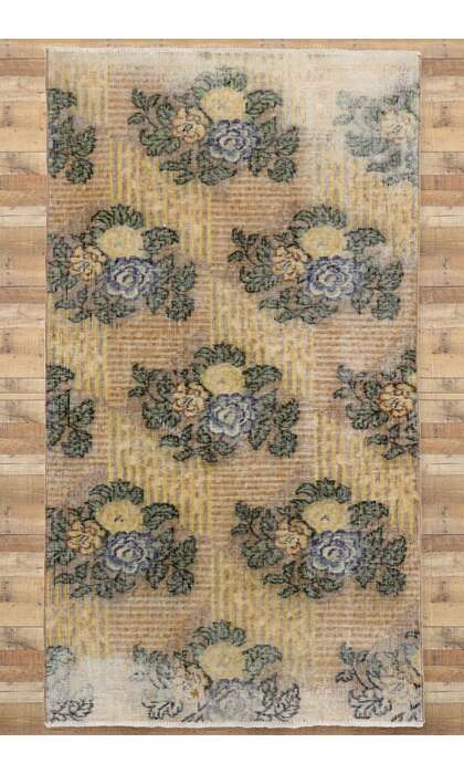 4 x 6 Distressed Vintage Turkish Sivas Rug 51925