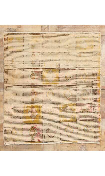 4 x 4 Distressed Vintage Square Persian Lori Rug 78876