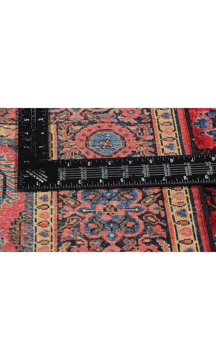 4 x 6 Antique Red Persian Sarouk Rug 79018