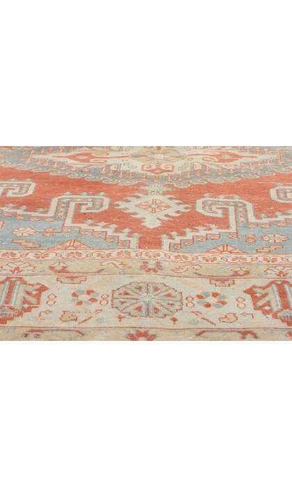 9 x 13 Distressed Vintage Persian Viss Rug 61304