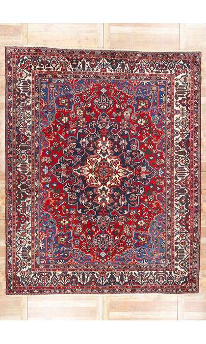 10 x 13 Antique Persian Bakhtiari Rug 79147